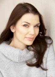 Алина Томпсон