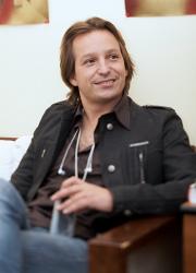 Миша Азнавур